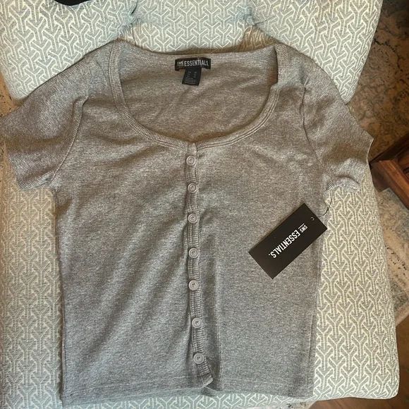 Black and Gray Button baby tee’s brand new - Picture 4 of 4